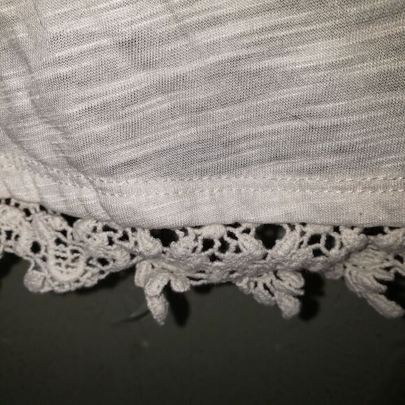 Cold Crush Junior Women’s XS “Love Crossed Arrows” Cream Lace Trim Cotton Tee - Picture 4 of 4